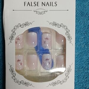 Flower floral pink press on nails 24 piece kit new.